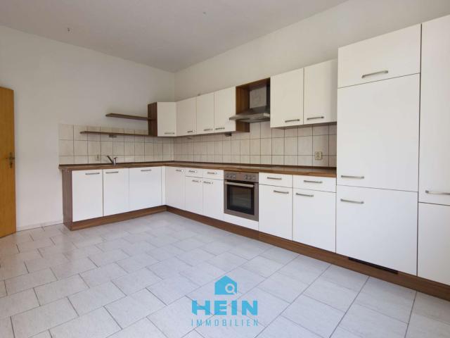 Wohnen mit Wohlfühlfaktor – 3 Raumwohnung mit Einbauküche und Gartenmitbenutzung