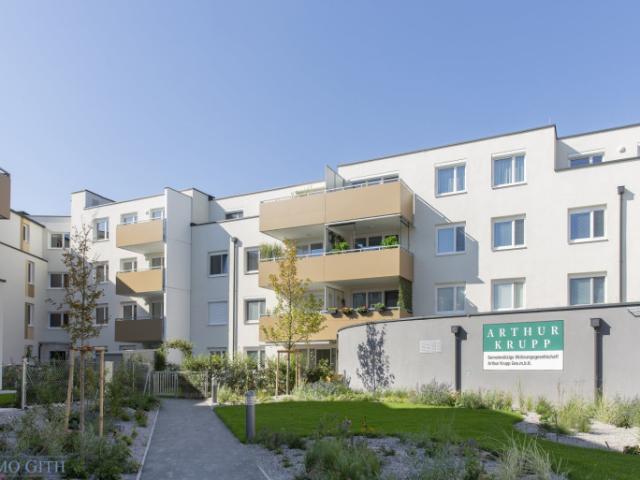 Wohnen mit zukunft: moderne 2 zimmer wohnung mit grosser terrasse & provisionsfreier kaufoption im zentrum von neunkirchen!