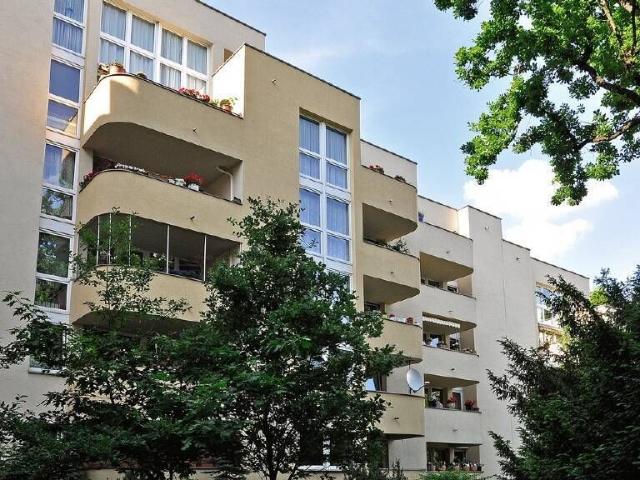 Wohnen nahe U Theodor Heuss Platz!