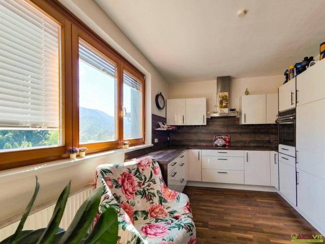Wohnen nahe dem Faaker See – Wohnung mit Balkon und Carport