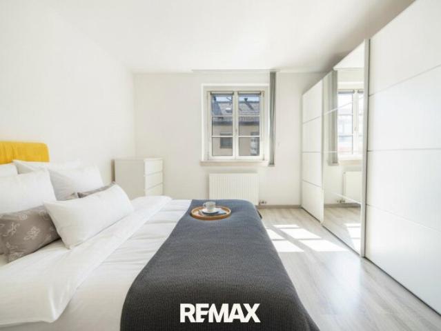 Wohnen nahe der Salzach 4 Zimmer Wohnung mit zwei Balkonen in Salzburg
