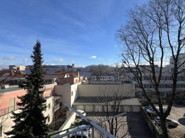 Wohnen Sie im hippen Lendviertel! Mit Balkon und Schloßbergblick!