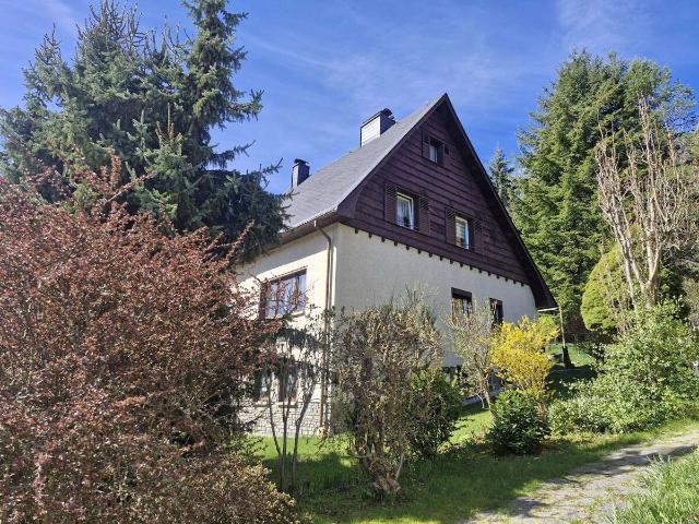 Wohnen, wo andere Urlaub machen – charmantes Haus in Rittersgrün!