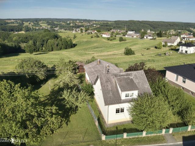 „Wohnen, wo andere Urlaub machen – Mehrfamilienhaus mit Fernblick im Thermenland“