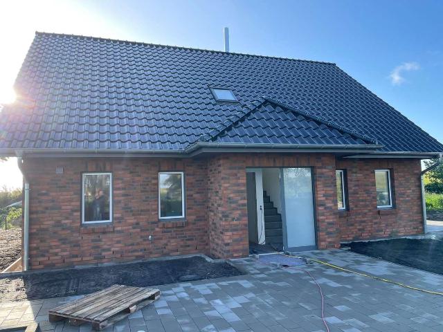 Wohnen, wo andere Urlaub machen! Neubau · Erstbezug · ca. 97 m² · 3 Zimmer · direkt am Deich