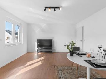 WOHNEN WIE IM NEUBAU! Möblierte 2 Zimmer Wohnung mit Südbalkon un
