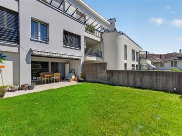 Wohnen wie im eigenen Haus 5.5 Zimmer mit Garten und grosszügigem Grundriss