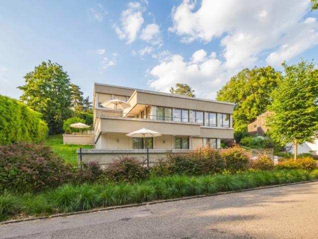 Wohnen wie im Einfamilienhaus – 6 Zimmer Maisonette mit 3 Terrassen