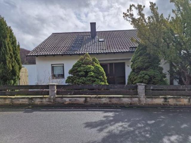 Wohnen wie im Urlaub! Einfamilienhaus in 97656 Oberelsbach Ginolfs / Rhön Grabfeld, 15 Min. bis Bad Neustadt ID 10298
