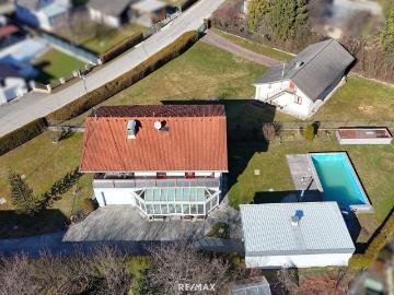 Wohnen wie im Urlaub: Haus mit Pool, viel Grün & Privatsphäre in Ebenthal
