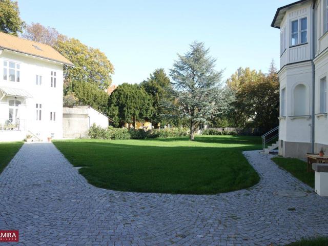 Wohnen wie zu Kaisers Zeiten Revitalisierter Altbau Stil trifft Neu