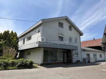 Wohnen und Arbeiten an einem Ort – Großflächiges Zweifamilienhaus in Pichl bei Wels!