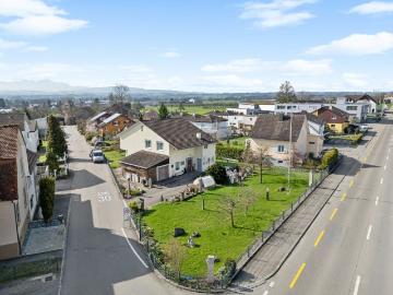 WOHNEN UND ARBEITEN AN SONNIGER LAGE