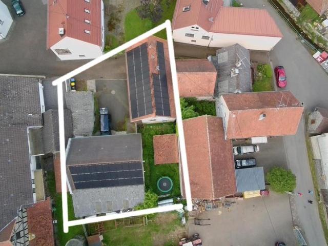 Wohnen und Arbeiten _ Haus mit Einliegerwohnung und Werkstatt
