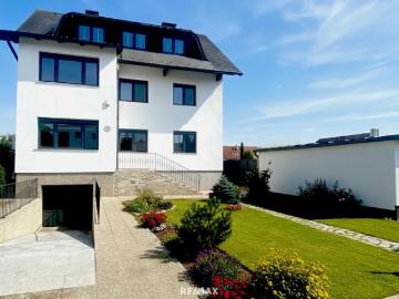 Mehrfamilienhaus for sale in 2333 - Garten