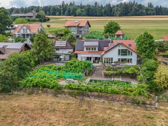Wohnen und Vermieten Exklusives Anwesen mit Weitsicht