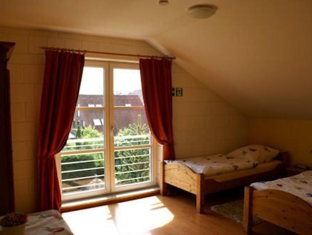 Wohnen und Wohlfühlen – Gäste Apartment in Köln Rondorf – zeitwohnen.de