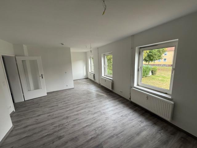 Wohnen über 2 Etagen Frisch sanierte 4 Zimmer Maisonettewohnung in ruhiger Lage von Lebenstedt