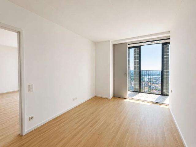 Wohnen über Wien: U1 Donauinsel DC2 Tower 37. Etage