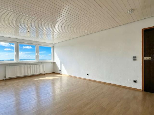 Wohnen über den Dächern – traumhafter Panoramablick, zentrale Lage und höchster Wohnkomfort!