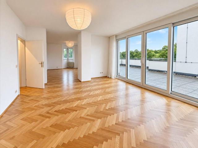 Wohnen über den Dächern von Graz St. Peter | 118 m², 65 m² Panoramaterrasse & 2 TG Plätze