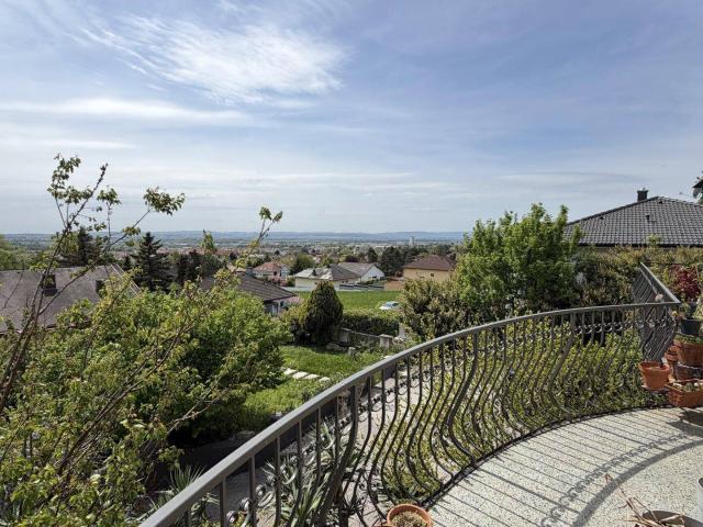 Wohnen über den Dächern von Eisenstadt – Villa mit spektakulärem Fernblick | ZELLMANN IMMOBILIEN