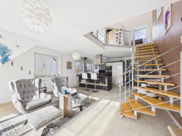 Wohnen über den Dächern Wendelsteins – Tolle Maisonette mit Dachterrasse und Tiefgarage zur Miete!
