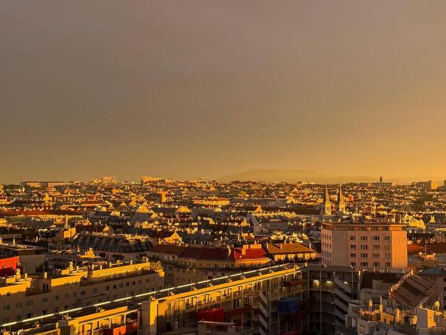 Wohnen über den Dächern Wiens ✨ | 16. OG | 2 Zimmer | 44 m² | 2 Min. zum Hbf