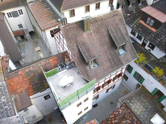 Wohnen über den Dächern: behagliche Maisonettewohnung in der Feldkircher Innenstadt