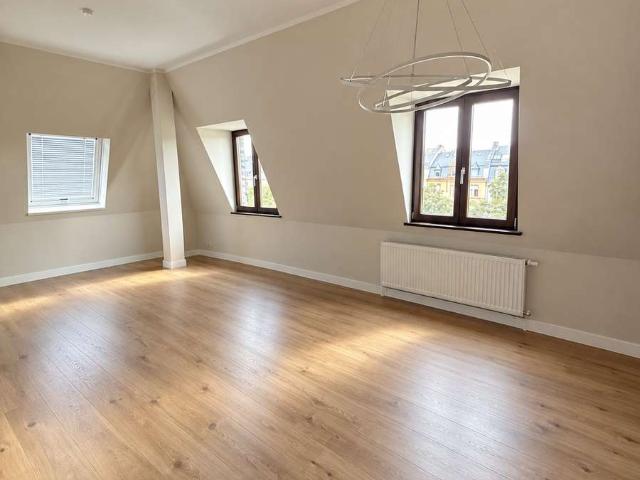 Wohnen über den Dächern des Nordends stilvoll sanierte Altbaumaisonettewohnung