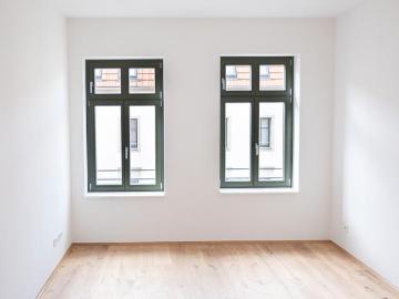 Wohnen zum Wohlfühlen 2 Raum Wohnung mit EBK & Balkon WE10