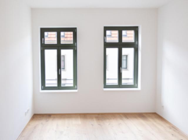 Wohnen zum Wohlfühlen 2 Raum Wohnung mit EBK & Balkon WE10