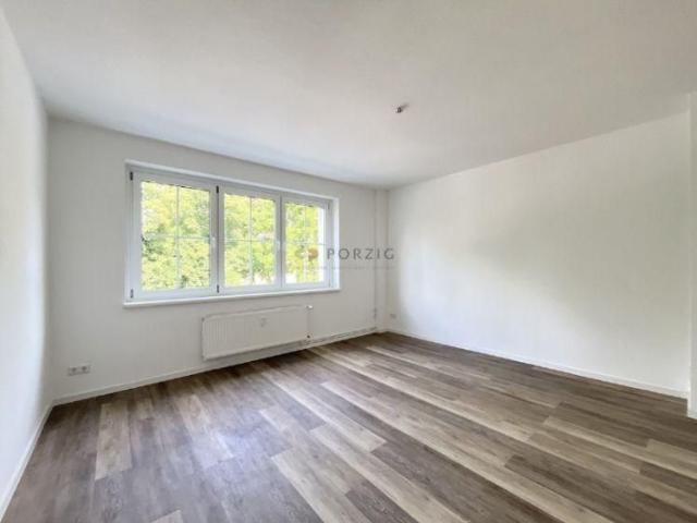 Wohnen zum Wohlfühlen – Helle 3 Raum Wohnung mit Balkon im Lutherviertel