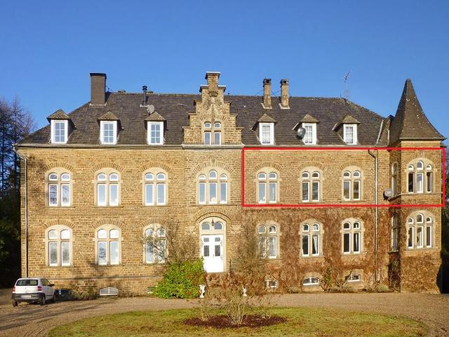 Wohnen zur Miete in einer Burg? 4 Zimmer Wohnung in der Burg Volperhausen!