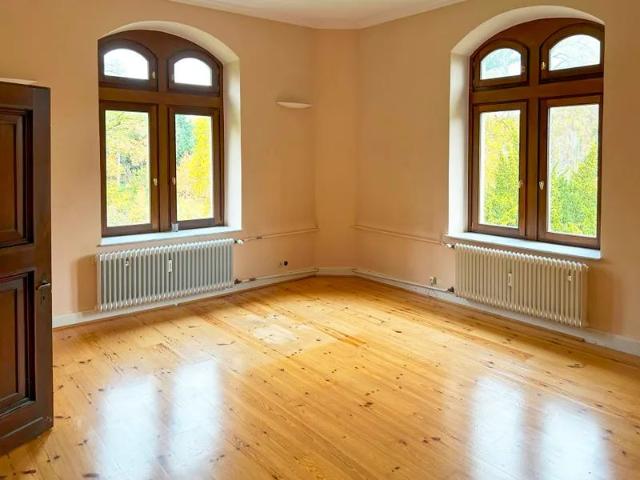 Wohnen zur Miete in einer Burg? 4 Zimmer Wohnung in der Burg Volperhausen!