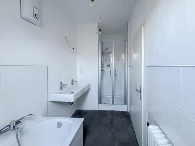 Wohnen zur Miete in einer Burg? 4 Zimmer Wohnung in der Burg Volperhausen!