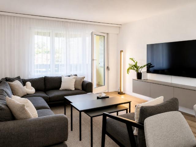 Wohnen zwischen See und Stadt gepflegte 4.5 Zimmer Wohnung nur wenige Schritte vom Greifensee entfernt