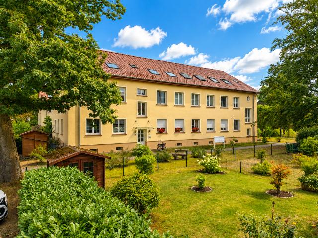Wohnen zwischen Stadt und Natur – großzügige Dachgeschosswohnung in Heide Süd