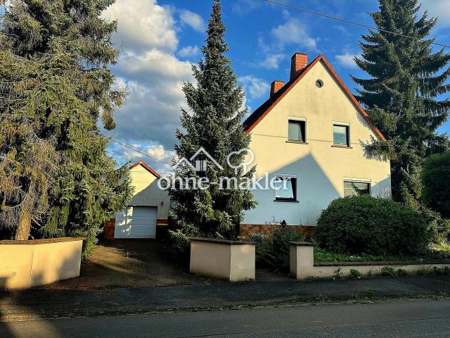 Wohnensemble aus zwei verbundenen Hausteilen – 244 m² Wohnfläche, Wintergarten & Sauna