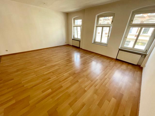 Wohnfreundliche 3 Raum Wohnung mit Balkon in Gera Untermhaus! / 2. OG