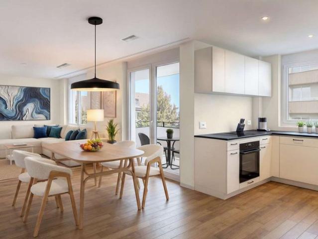 Wohnkomfort an bester Lage ? moderne 2.5 Zimmerwohnung mit Balkon