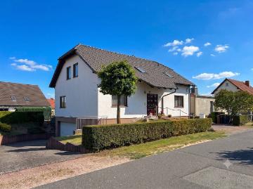 Wohnkomfort auf drei Ebenen Großzügiges Zuhause mit Sauna, Pool und Garten in Muldensteiner TOP Lage