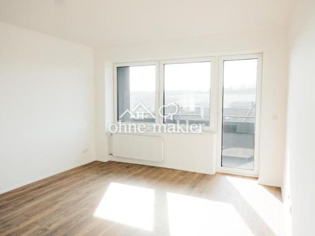 Wohnkomfort der Extraklasse:Kernsanierte 2 Zimmer Wohnung mit Balkon&Fernblick KfW 55/Provisionsfrei