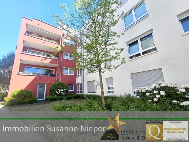 Barrierefreier Zugang. 3 Zimmer Domizil mit Loggia und Terrassenfläche in Ohligs WE25