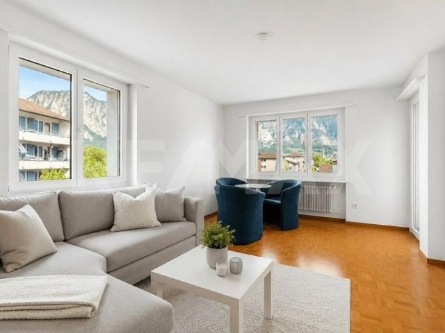Wohnkomfort mit Aussicht 4 ½ Zimmer Dachwohnung in gepflegtem Dreifamilienhaus