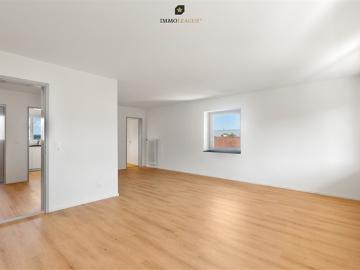 Wohnkomfort & Stil Renoviert und mit einem einladenden Ambiente