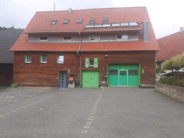 Wohnhaus 2 Wohnungen mit beiheizter Werkstatt und Gewerbeeinheit