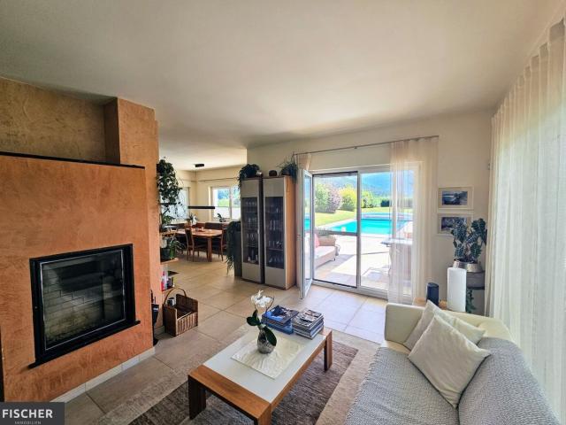 Wohnhaus am Faaker See mit Pool und Herrlichem Ausblick!