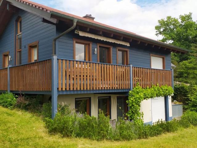 Wohnhaus Ferienhaus im Grünen