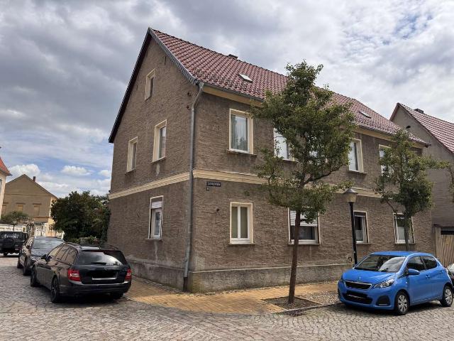 Wohnhaus gegenüber dem Schloss in Pretzsch zu verkaufen!